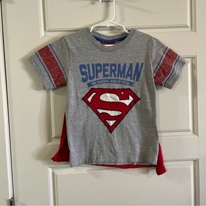 Superman Boys Short Sleeve Grey Superman Logo Shirt With Remove Red Cape Size 5T